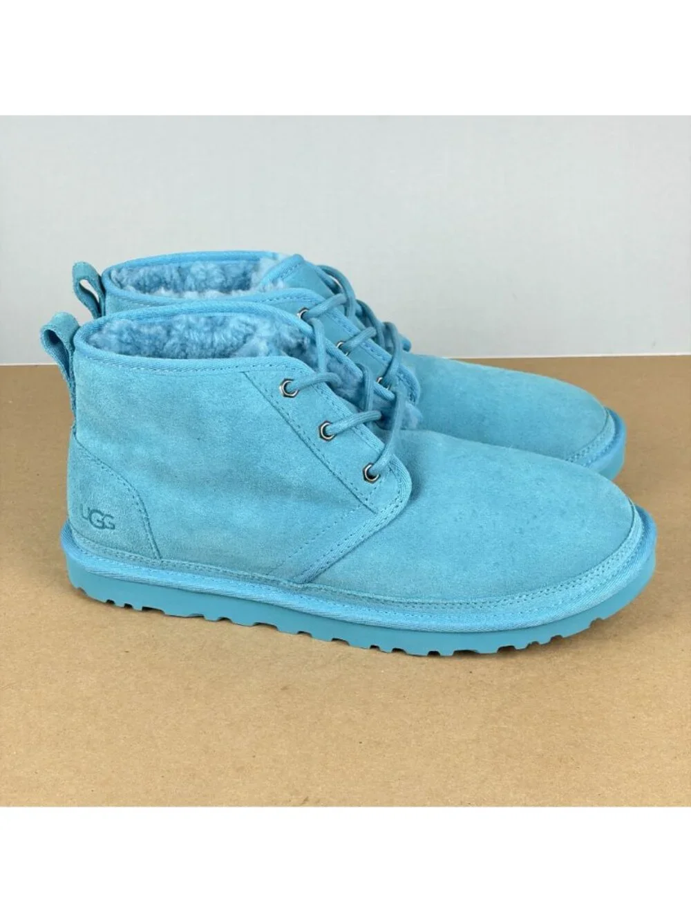 UGG Neumel Suede Chukka Boots Mens 10 Light Blue Wool Lined Lace Up
